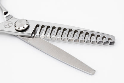 Kanpeki Slicer® 14T Dual Blade Thinning Scissor (6")